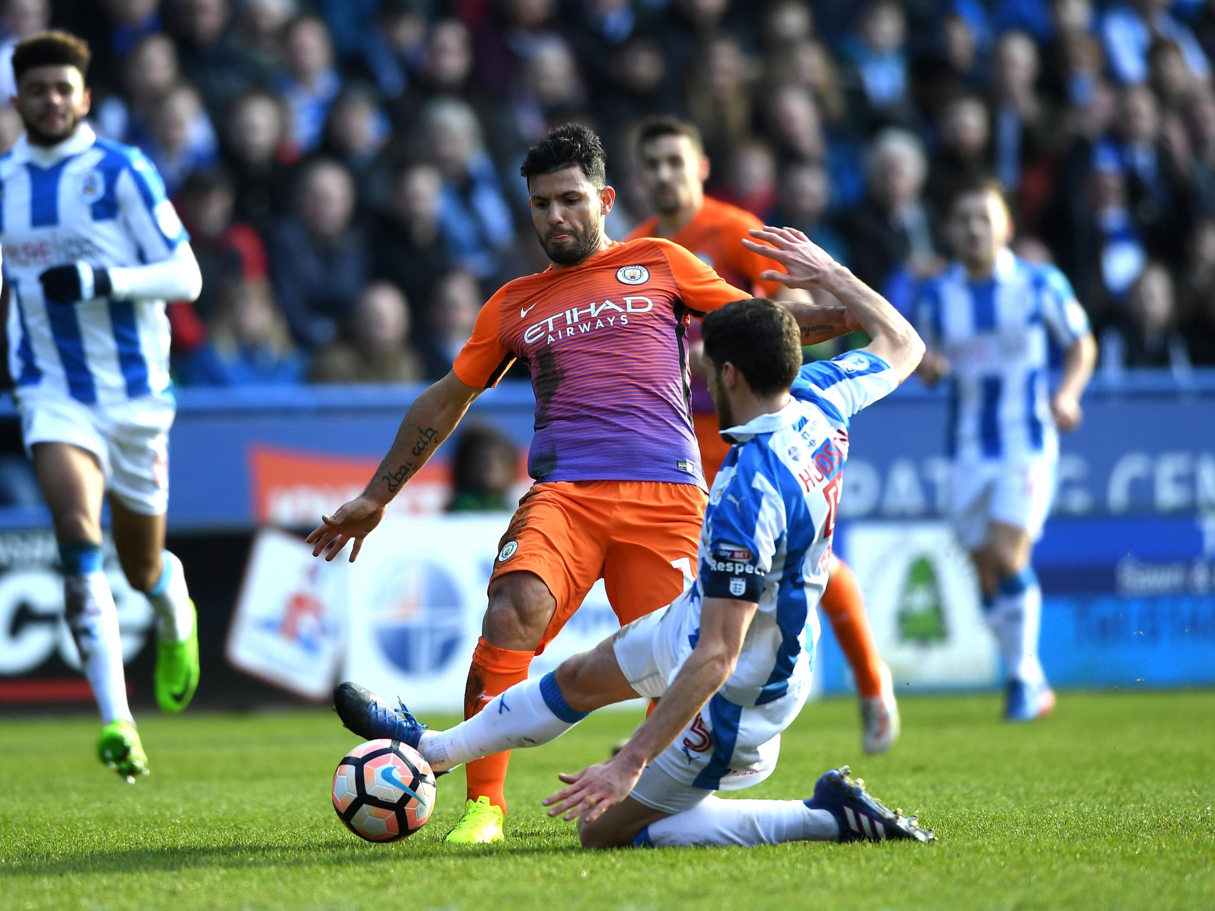 Soi kèo Huddersfield - Man City