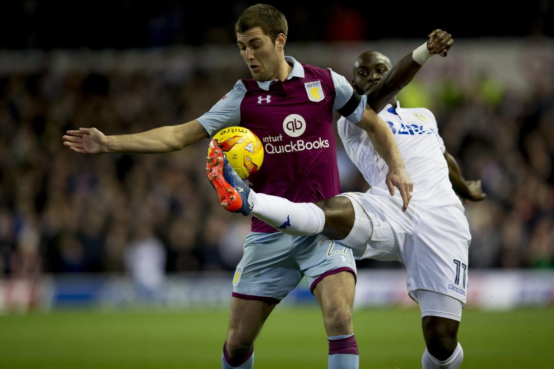 Soi kèo Leeds - Aston Villa