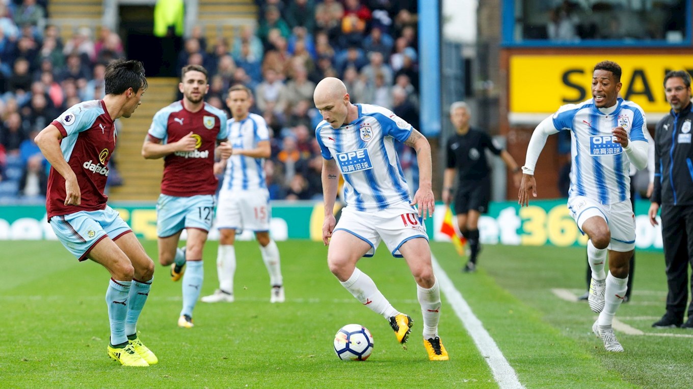 Soi kèo Huddersfield - Burnley