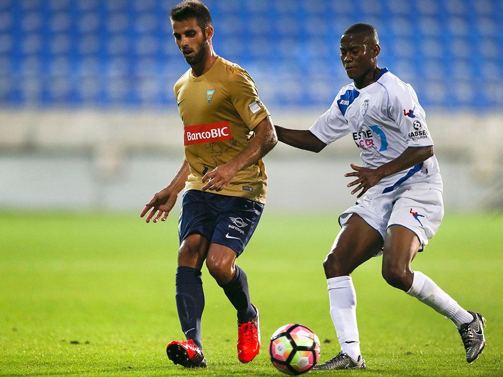 Soi kèo Estoril - Feirense