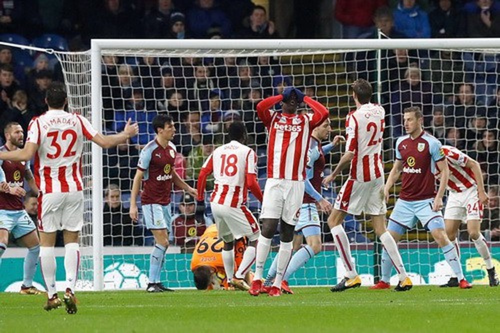 Soi kèo Stoke – Burnley