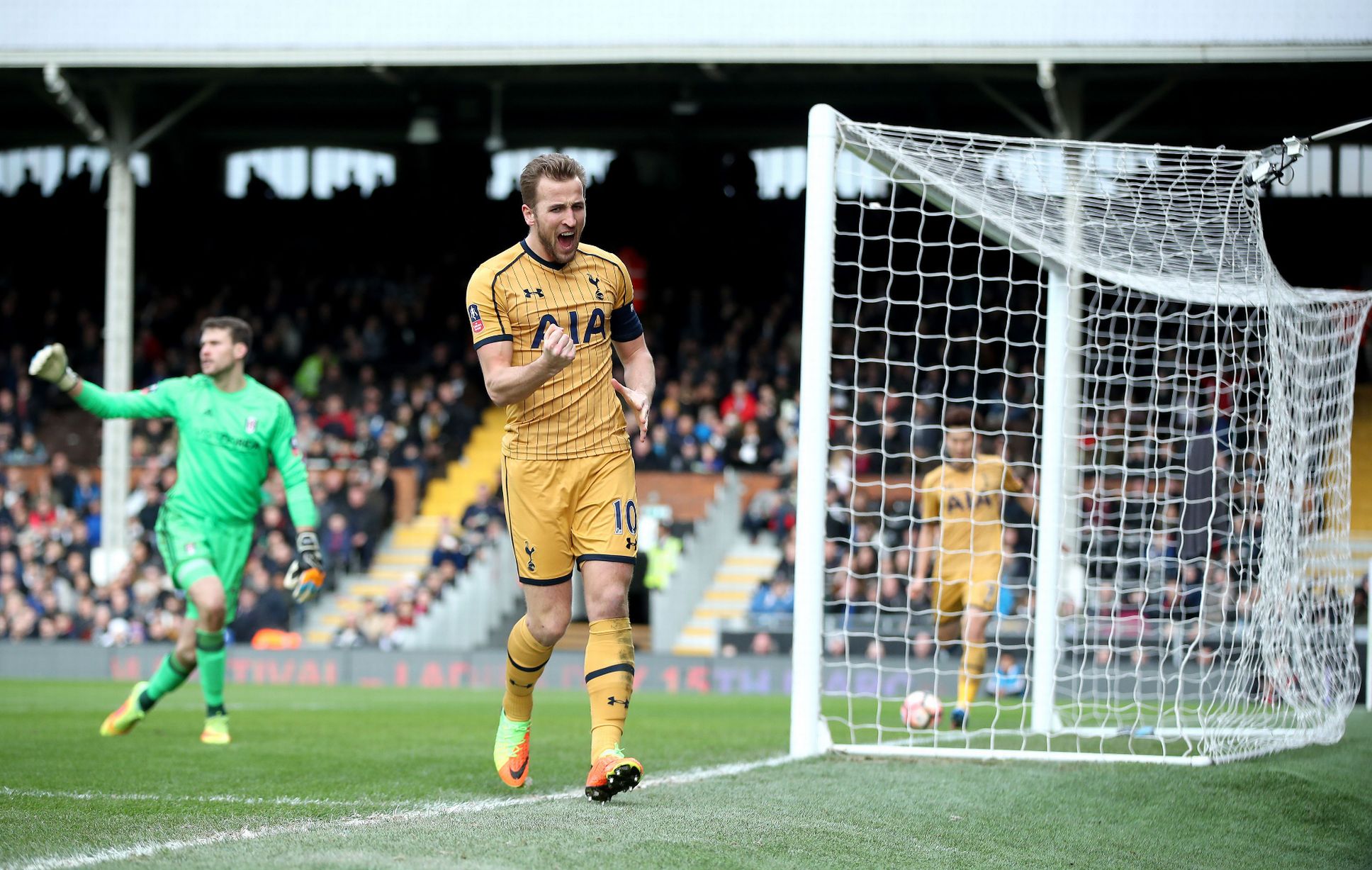 Soi kèo Tottenham - Fulham