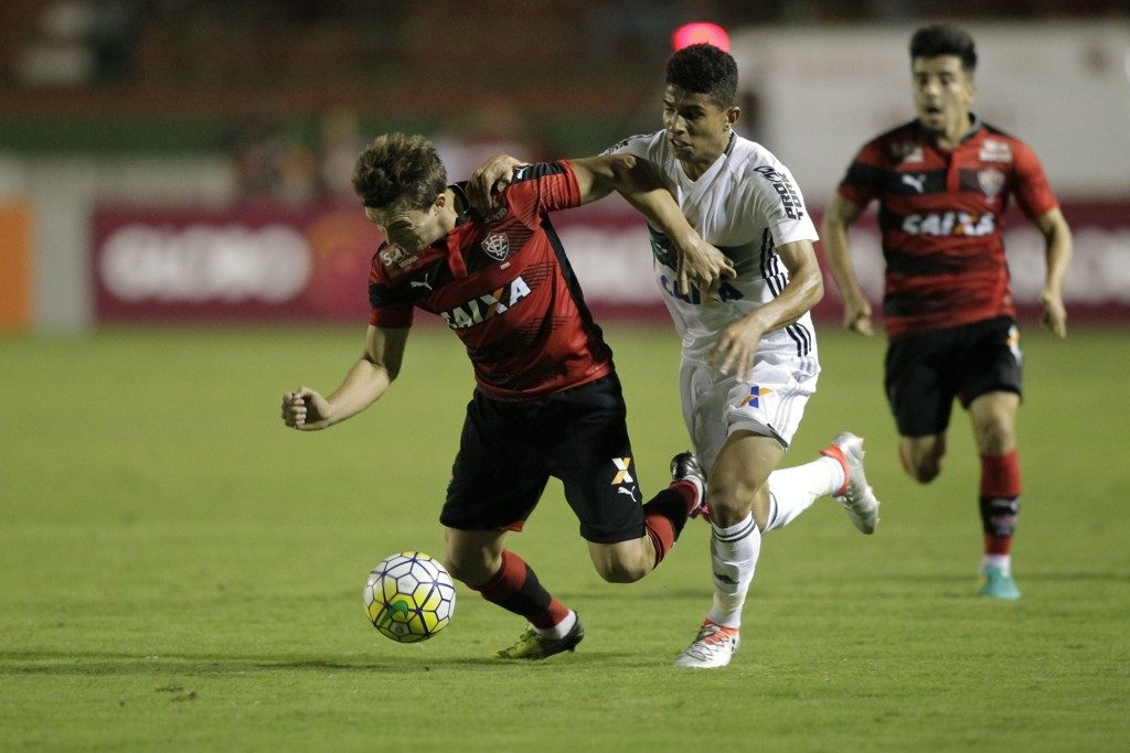 Soi kèo Fluminense – Internacional