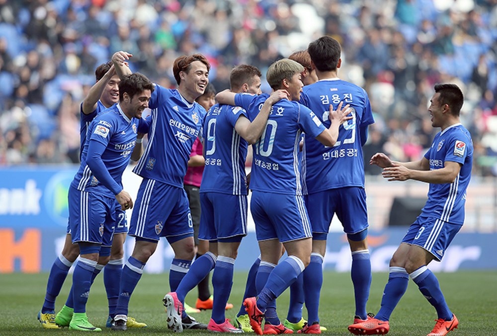 Soi kèo Ulsan - Suwon Bluewings