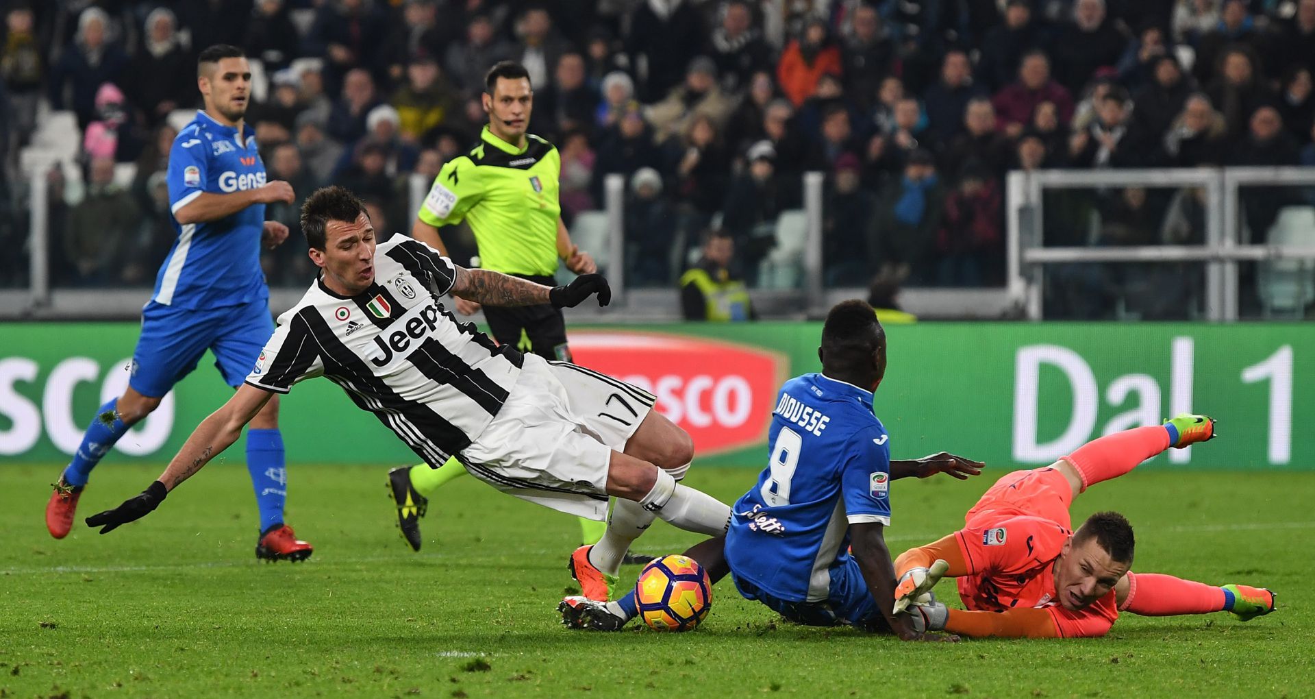 Soi kèo Empoli – Juventus