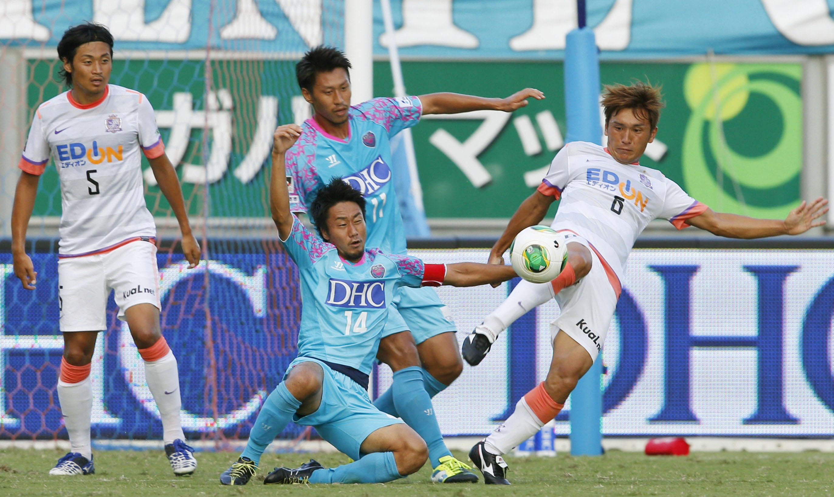 Soi kèo Consadole Sapporo - Sanfrecce Hiroshima