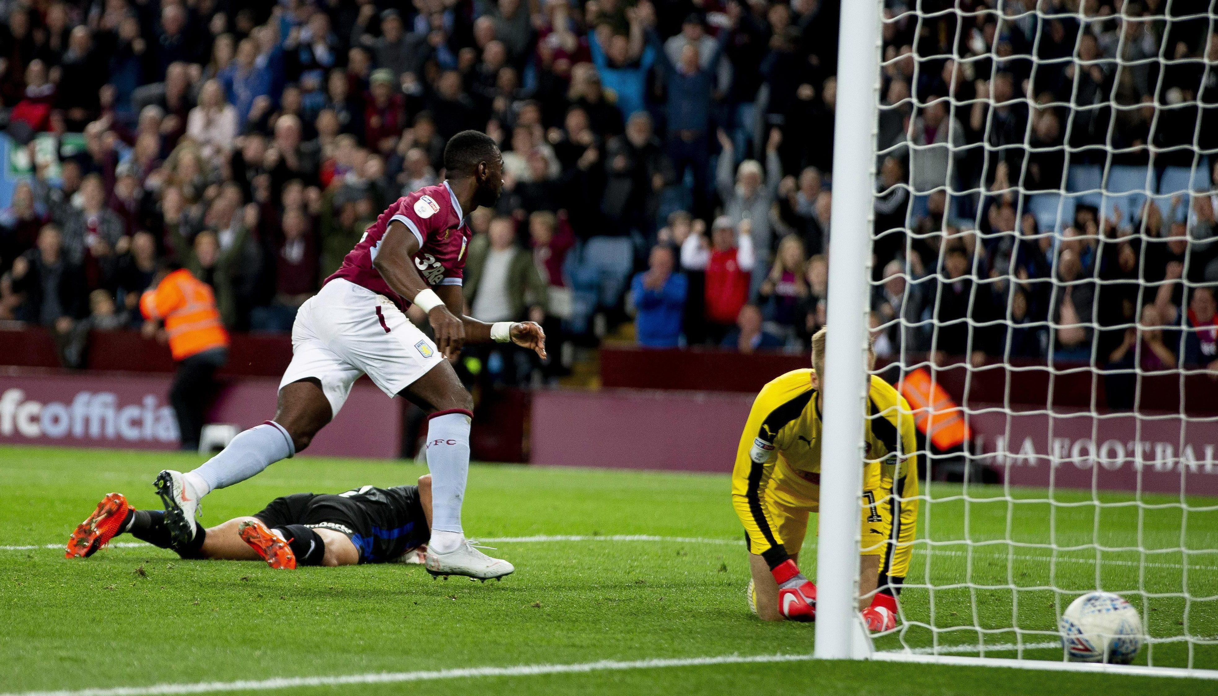 Soi kèo Aston Villa - Bolton