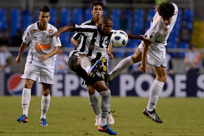 Soi kèo Santos – Botafogo