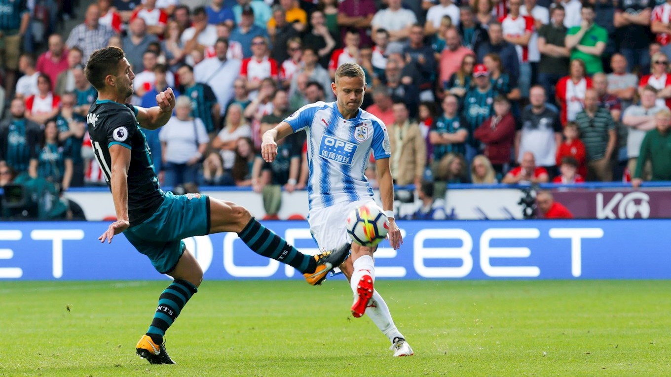 Soi kèo Huddersfield - Southampton