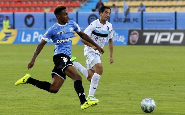 Soi kèo Auxerre – Grenoble