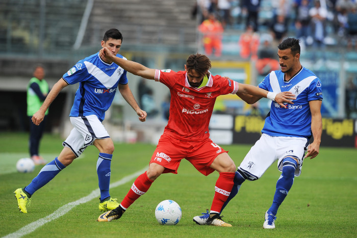 Soi kèo Brescia - Frosinone, 20h00 ngày 1/5