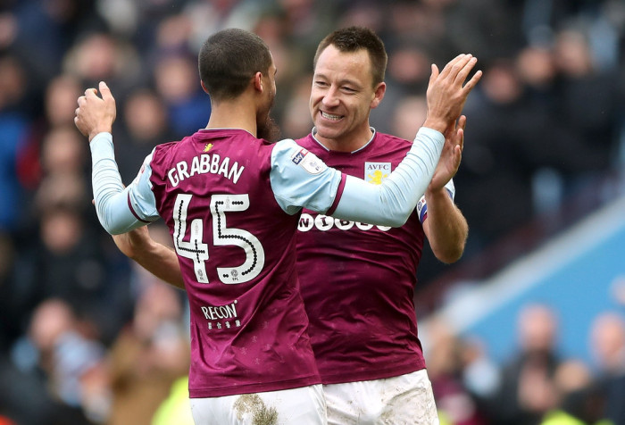 Soi kèo Aston Villa – Reading, 01h45 ngày 4/4