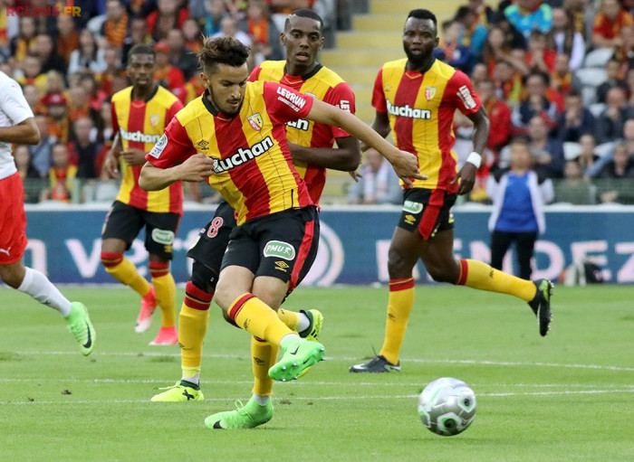 Soi kèo Nimes – Lorient, 01h00 ngày 25/4