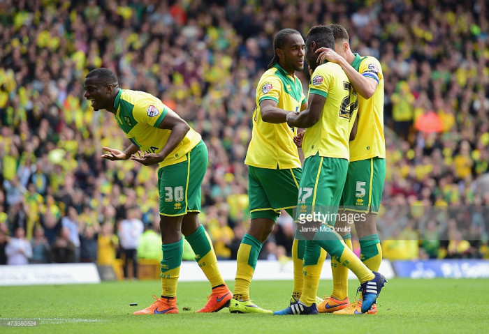 Soi kèo Norwich – Swansea, 02h45 ngày 9/3