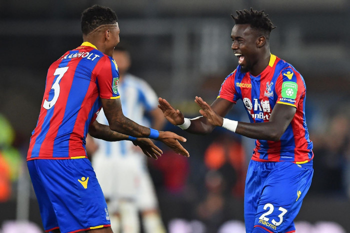 Soi kèo Stevenage – Crystal Palace, 01h45 ngày 25/7