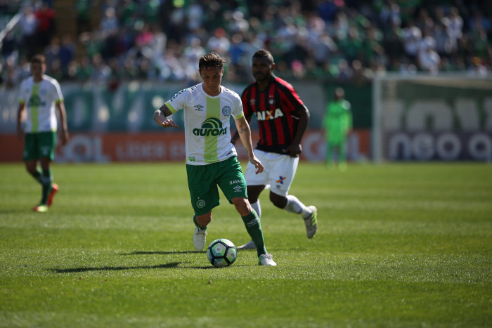 Soi kèo Chapecoense - Atletico Paranaense, 06h00 ngày 14/9