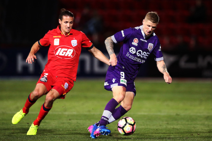 Soi kèo Adelaide - Brisbane Roar, 15h50 ngày 30/11