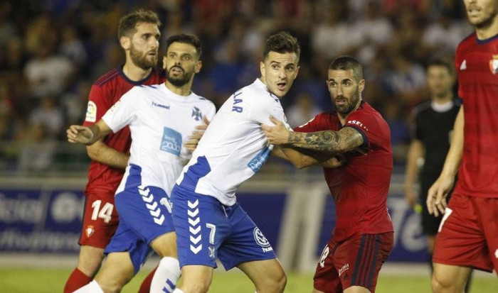 Soi kèo Osasuna – Tenerife, 00h00 ngày 18/11