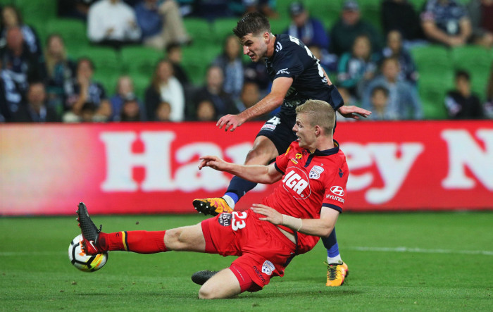 Soi kèo Adelaide - Melbourne Victory, 15h50 ngày 9/1