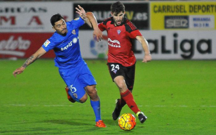 Soi kèo Alcorcon – Almeria, 22h00 ngày 13/1