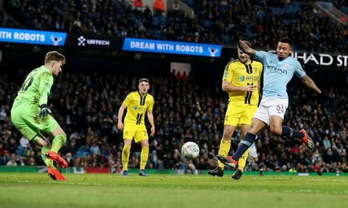 Soi kèo Burton - Man City, 02h45 ngày 24/1