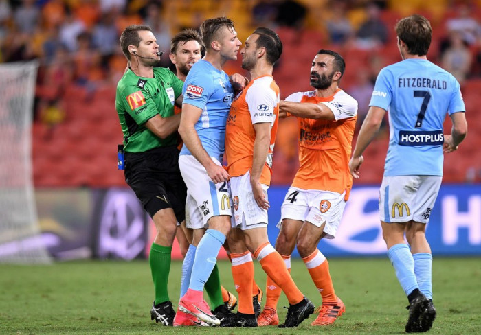 Soi kèo Melbourne City - Brisbane Roar, 15h50 ngày 11/1