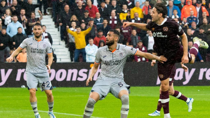 Soi kèo, dự đoán Istanbul vs Hearts, 22h30 ngày 3/11 - Europa Conference League