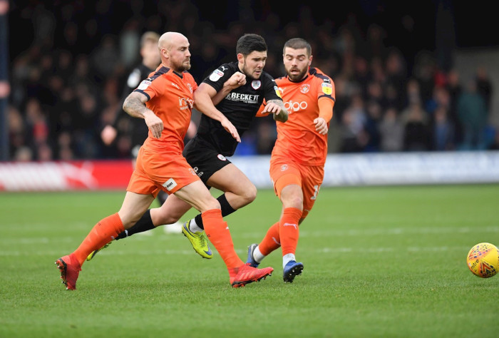 Soi kèo, dự đoán Luton vs Barnsley, 02h45 ngày 9/2 - Hạng Nhất Anh