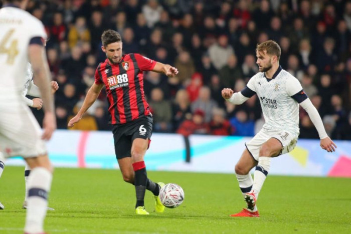 Soi kèo, dự đoán Luton vs Bournemouth, 19h30 ngày 15/1 - Hạng Nhất Anh