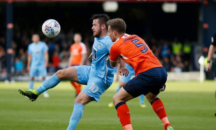 Soi kèo, dự đoán Luton vs Coventry, 01h45 ngày 30/9 – Hạng Nhất Anh