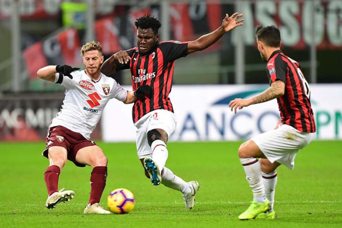 Soi kèo, dự đoán Genoa vs Milan, 02h45 ngày 2/12 - Serie A