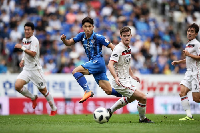 Soi kèo, dự đoán Pohang Steelers vs Suwon Bluewings, 16h00 ngày 28/8 - K-League 1