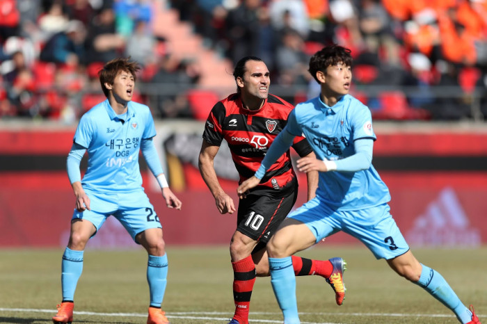 Soi kèo, dự đoán Pohang vs Gangwon, 17h30 ngày 17/6 - K-League