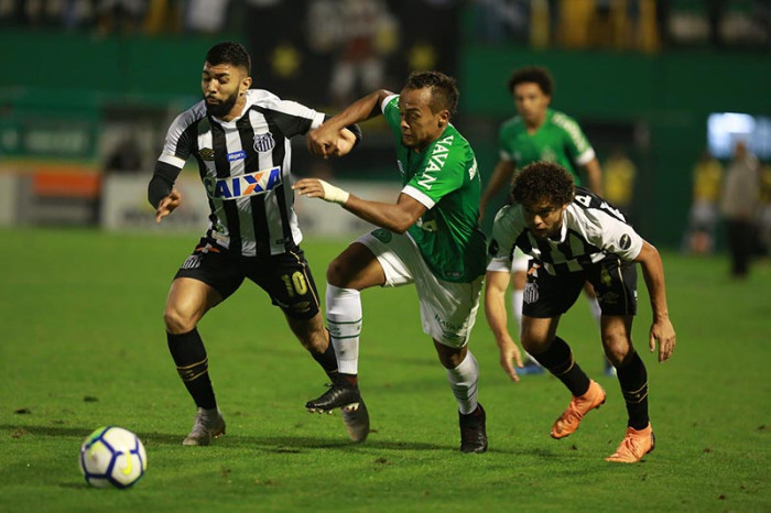 Soi kèo, dự đoán Santos vs Chapecoense, 05h00 ngày 18/11 - VĐQG Brazil