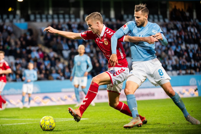 Soi kèo phạt góc Degerfors vs Malmo, 20h00 ngày 17/7 – VĐQG Thụy Điển