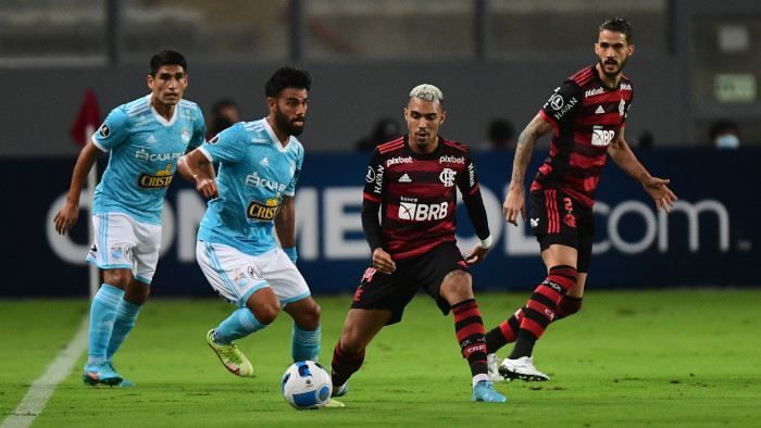 Soi kèo phạt góc Flamengo vs Cristal, 07h30 ngày 25/5 - Copa Libertadores