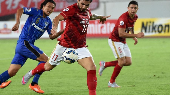 Soi kèo phạt góc Guangzhou vs Henan, 19h00 ngày 5/8 - VĐQG Trung Quốc