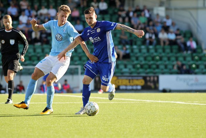 Soi kèo phạt góc Sundsvall vs Malmö, 00h00 ngày 2/7 - VĐQG Thụy Điển