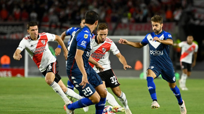 Soi kèo phạt góc Velez vs River Plate, 07h30 ngày 30/6 - Copa Libertadores