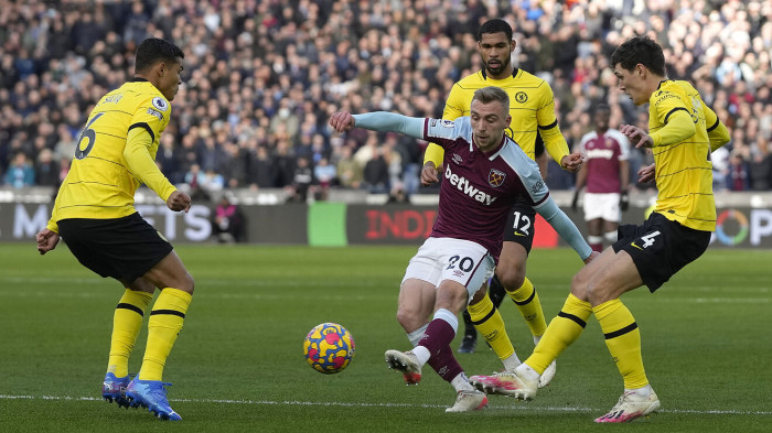 Soi kèo phạt góc West Ham vs Chelsea, 19h30 ngày 11/2 - Ngoại Hạng Anh